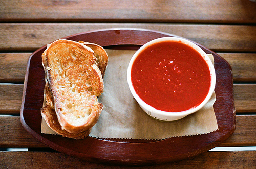 Vegetarian Recipes: Grilled Cheese (Photo by neil conway)