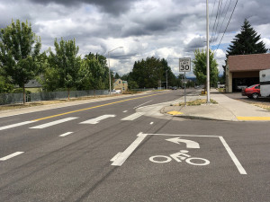 Bike left-turn lane by Eric Fischer (CC BY 2.0)