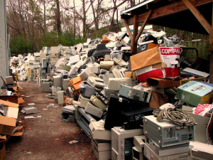 dispose electronic waste properly for an eco friendly move